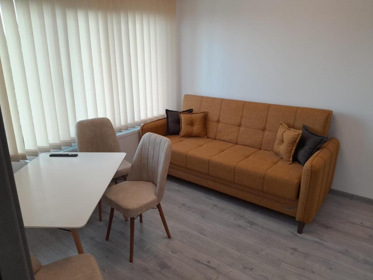 Apartament 3 Camere, Targu Neamt Et4 Exterior foto