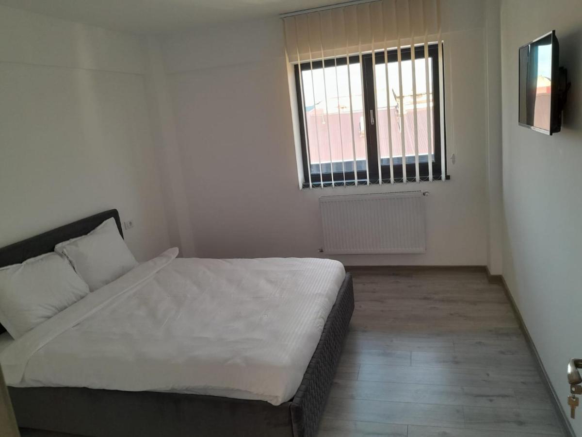 Apartament 3 Camere, Targu Neamt Et4 Exterior foto